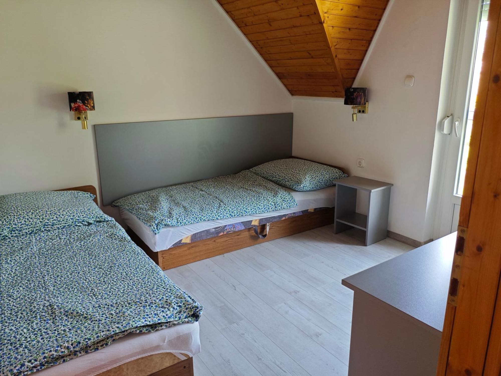 Vitorlas Villa, Emelet Balatonlelle Extérieur photo